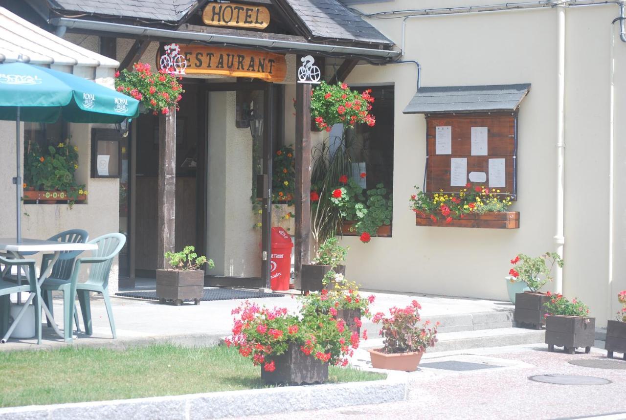 Hotel Restaurant De La Poste Saint-Colomban-des-Villards Exteriör bild